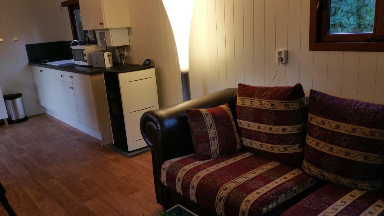 B&B Les Secrets De La Vie Celles  Luaran gambar