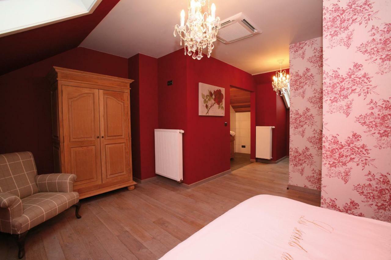 B&B Les Secrets De La Vie Celles  Luaran gambar